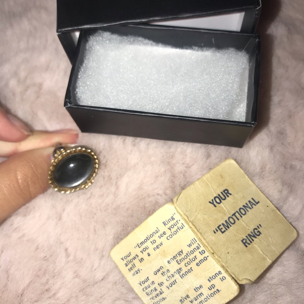 Vintage Rare Mood Ring w Info